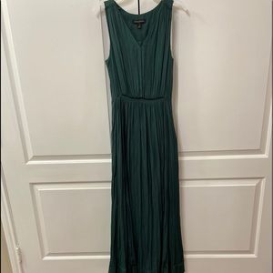 Cute long green dress